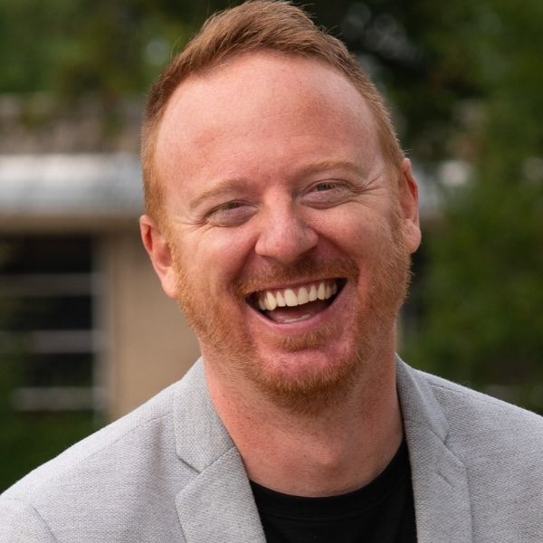 Dustin York headshot